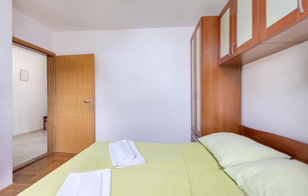 Apartments Dunja Malinska Extérieur photo
