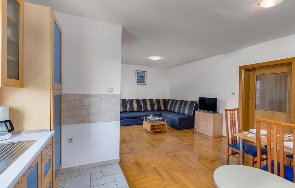 Apartments Dunja Malinska Extérieur photo
