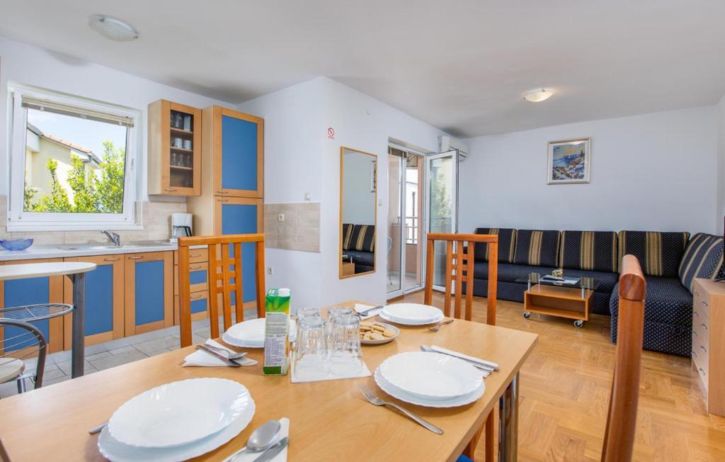 Apartments Dunja Malinska Extérieur photo